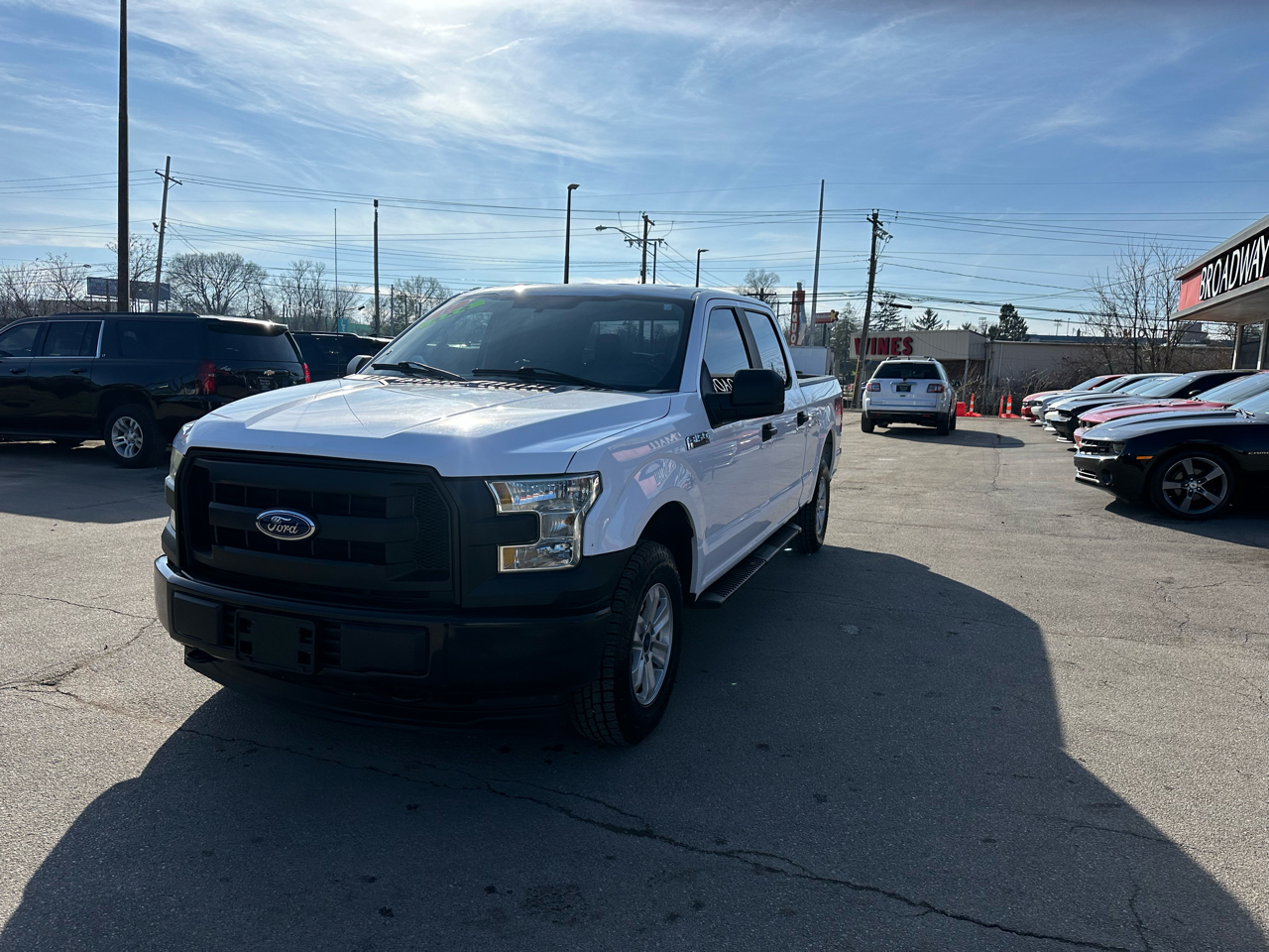 Ford F-150 4WD Reg Cab 122.5" XLT 2017