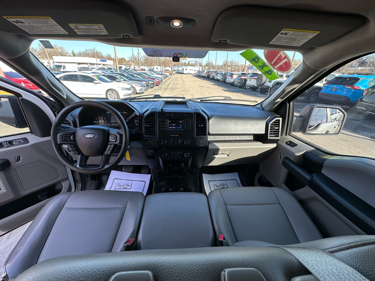 Ford F-150 4WD Reg Cab 122.5" XLT 2017