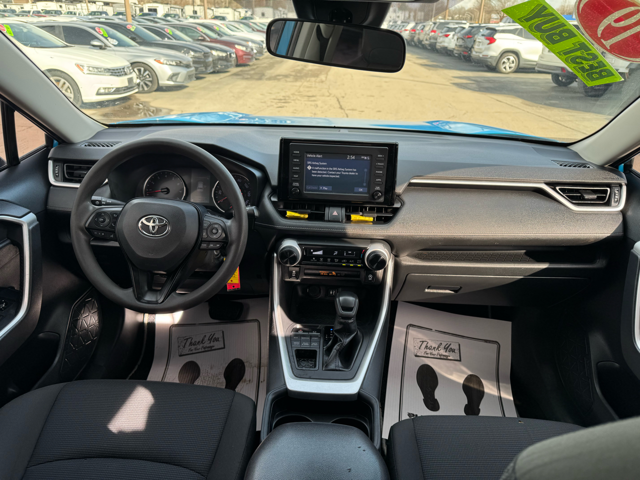 Toyota RAV4 LE AWD (Natl) 2019