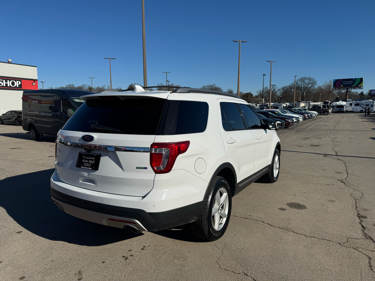 Ford Explorer 4WD 4dr XLT 2016
