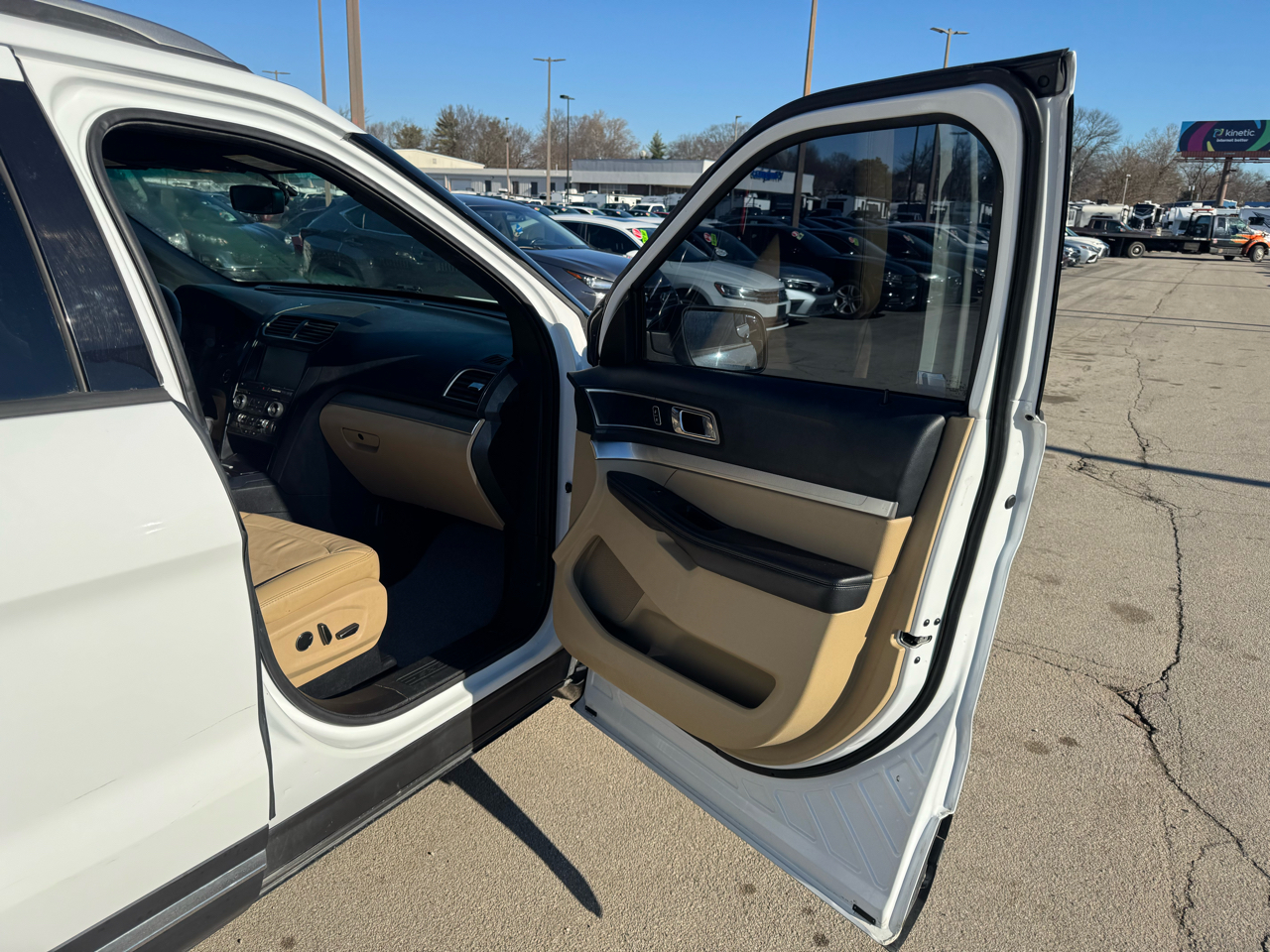 Ford Explorer 4WD 4dr XLT 2016