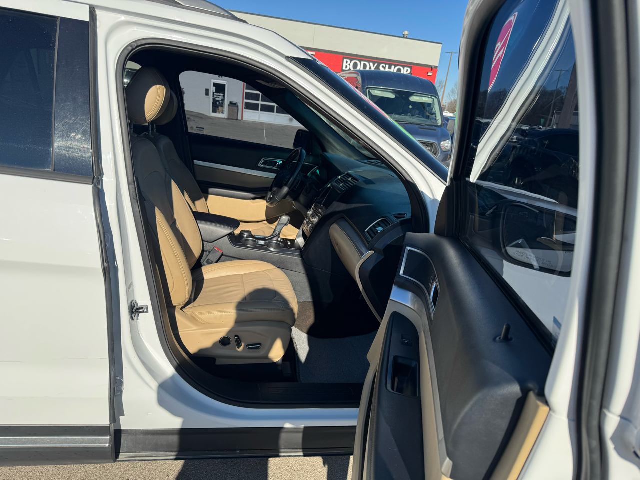 Ford Explorer 4WD 4dr XLT 2016