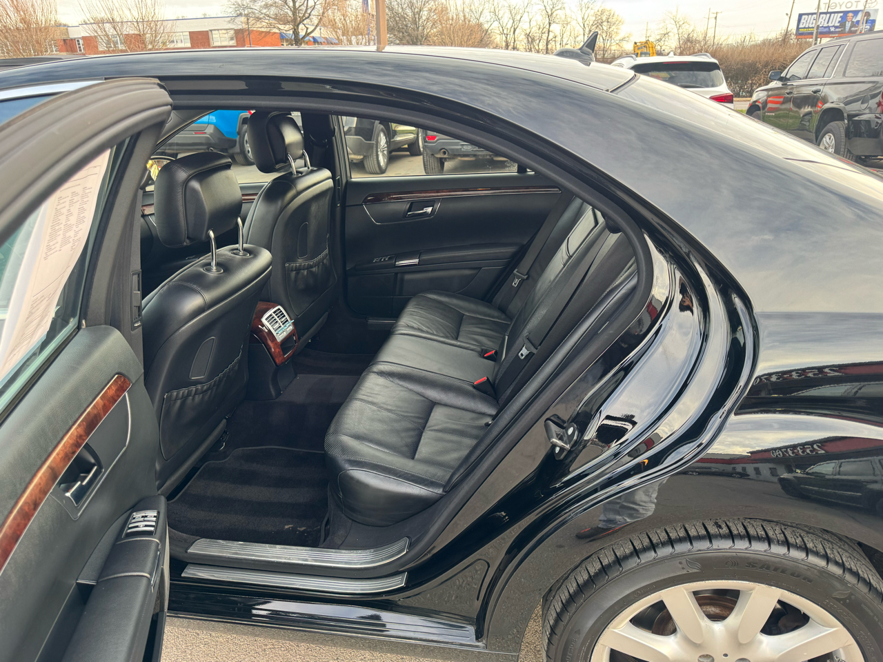 Mercedes-Benz S-Class 4dr Sdn 5.5L V8 4MATIC 2007