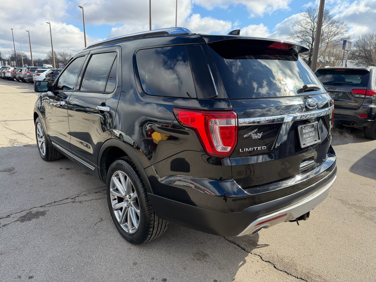 Ford Explorer Limited 4WD 2017
