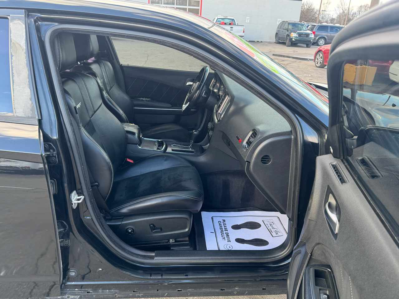 Dodge Charger 4dr Sdn SRT8 RWD 2013