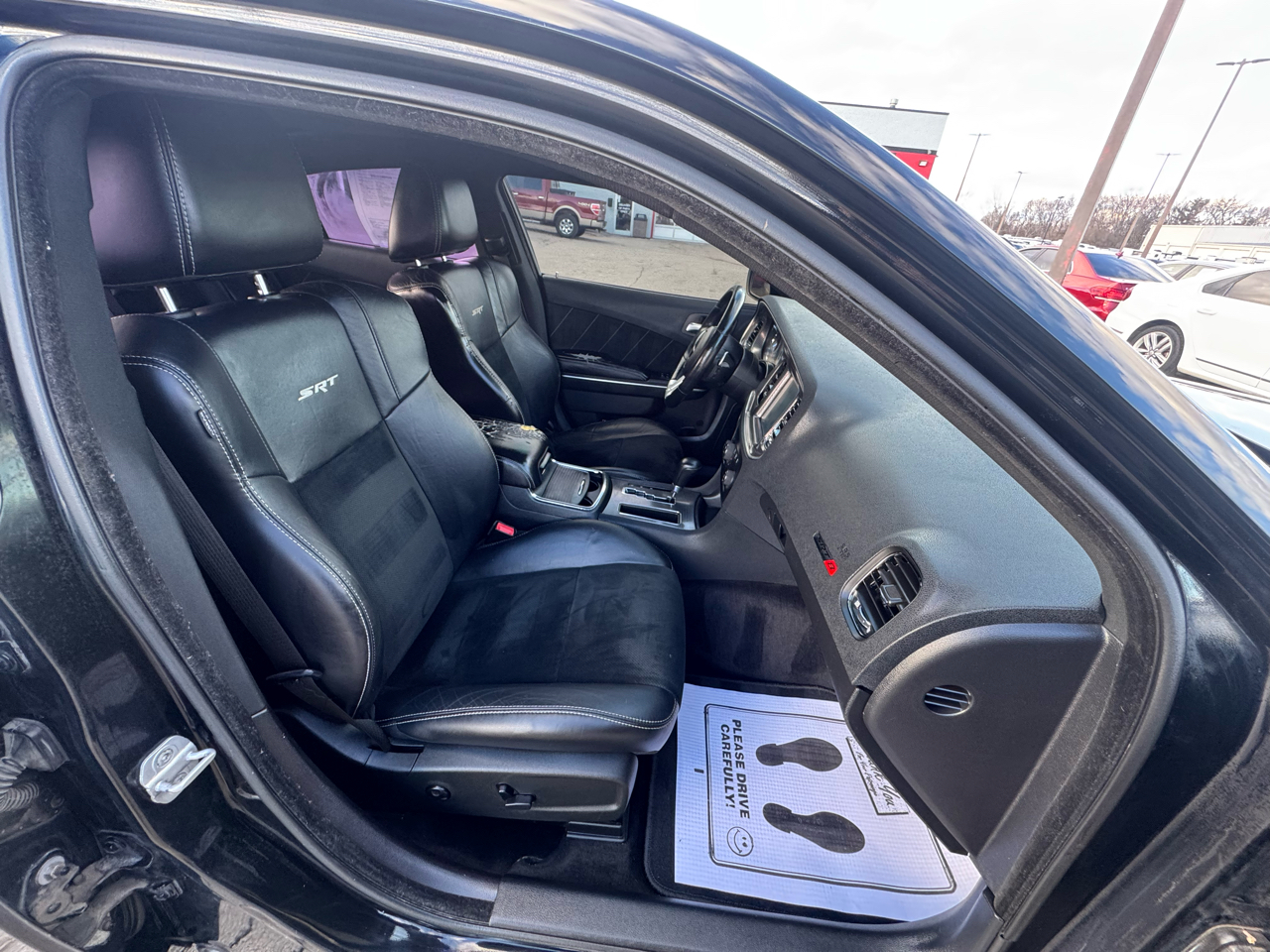 Dodge Charger 4dr Sdn SRT8 RWD 2013