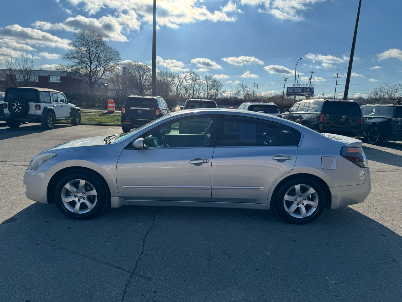 Nissan Altima 4dr Sdn I4 CVT 2.5 SL 2009