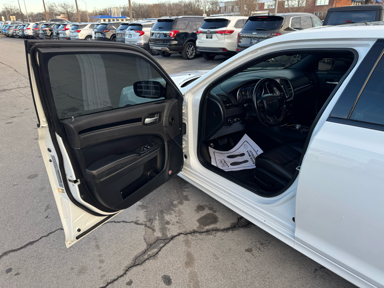 Chrysler 300 300S RWD 2018