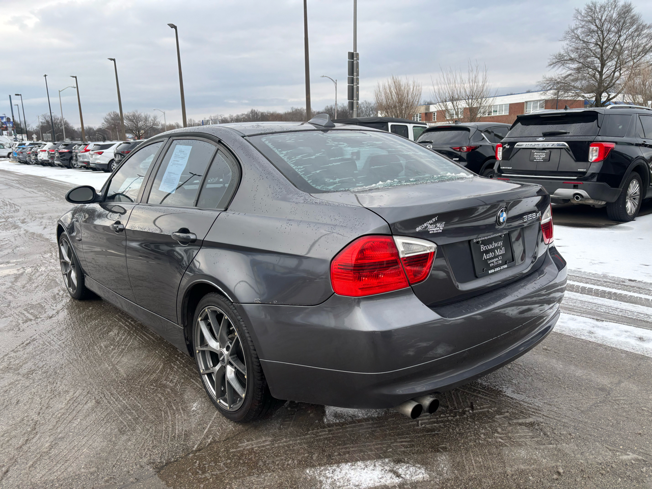 BMW 3 Series 4dr Sdn 328xi AWD SULEV 2007