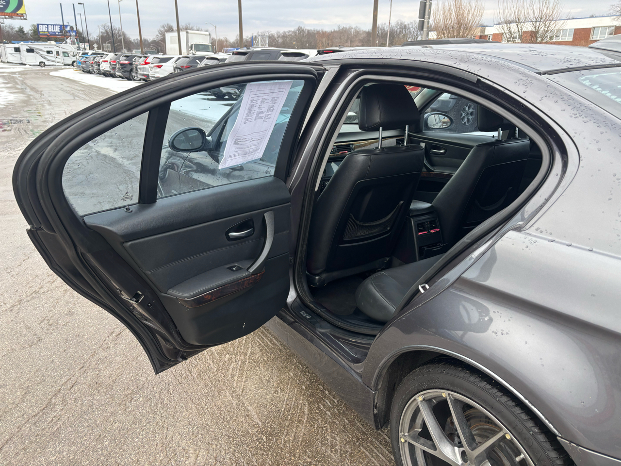 BMW 3 Series 4dr Sdn 328xi AWD SULEV 2007