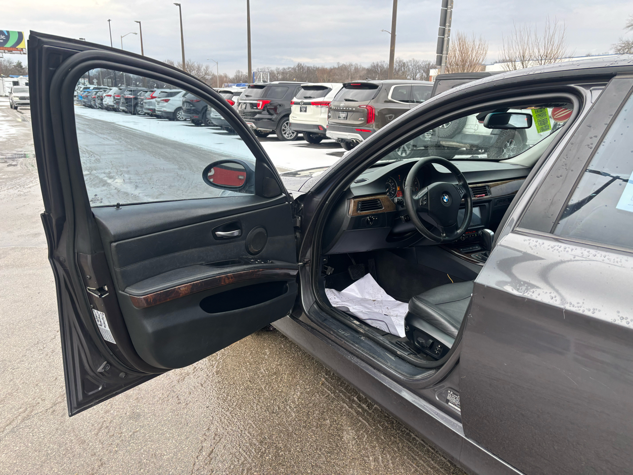 BMW 3 Series 4dr Sdn 328xi AWD SULEV 2007