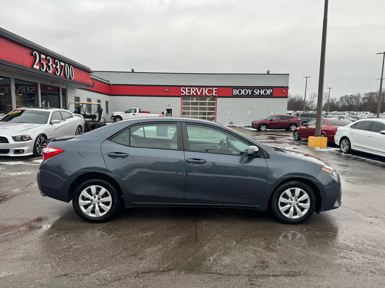 Toyota Corolla 4dr Sdn CVT S w/Special Edition Pkg (Natl) 2016