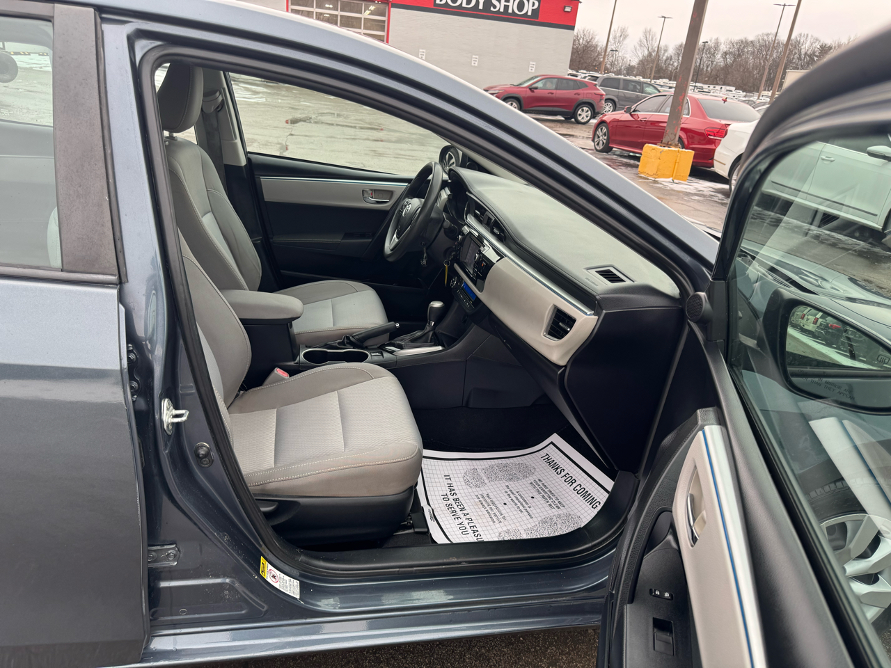 Toyota Corolla 4dr Sdn CVT S w/Special Edition Pkg (Natl) 2016