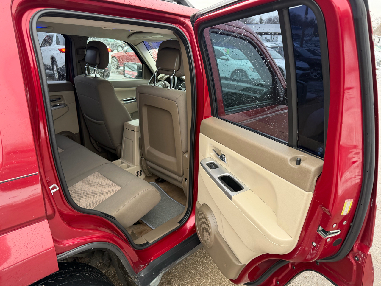 Jeep Liberty 4WD 4dr Sport 2012