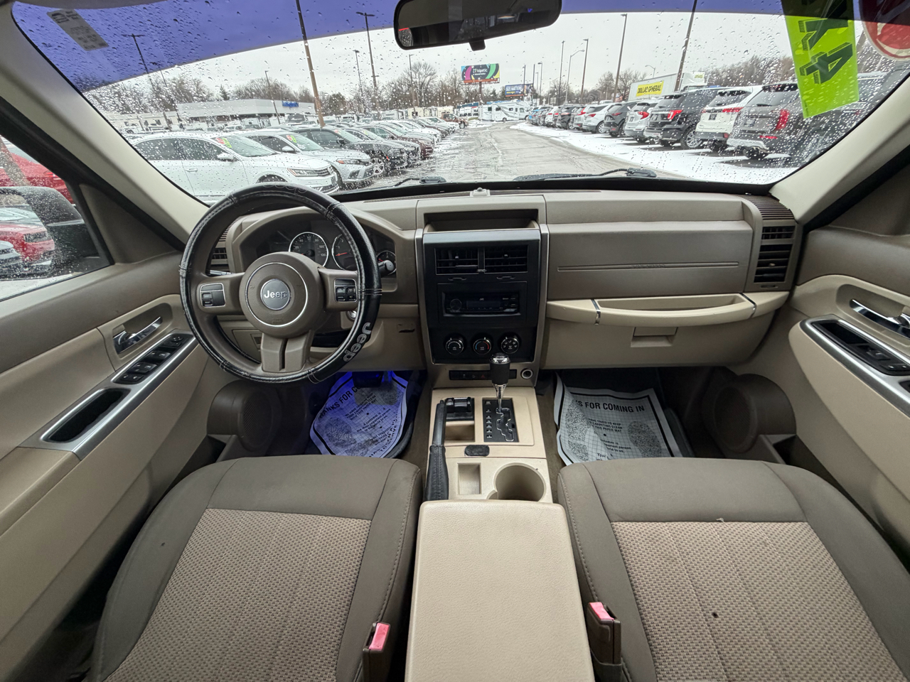 Jeep Liberty 4WD 4dr Sport 2012