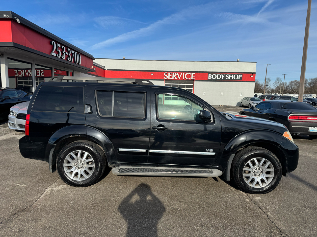 Nissan Pathfinder 4WD 4dr V8 LE 2008