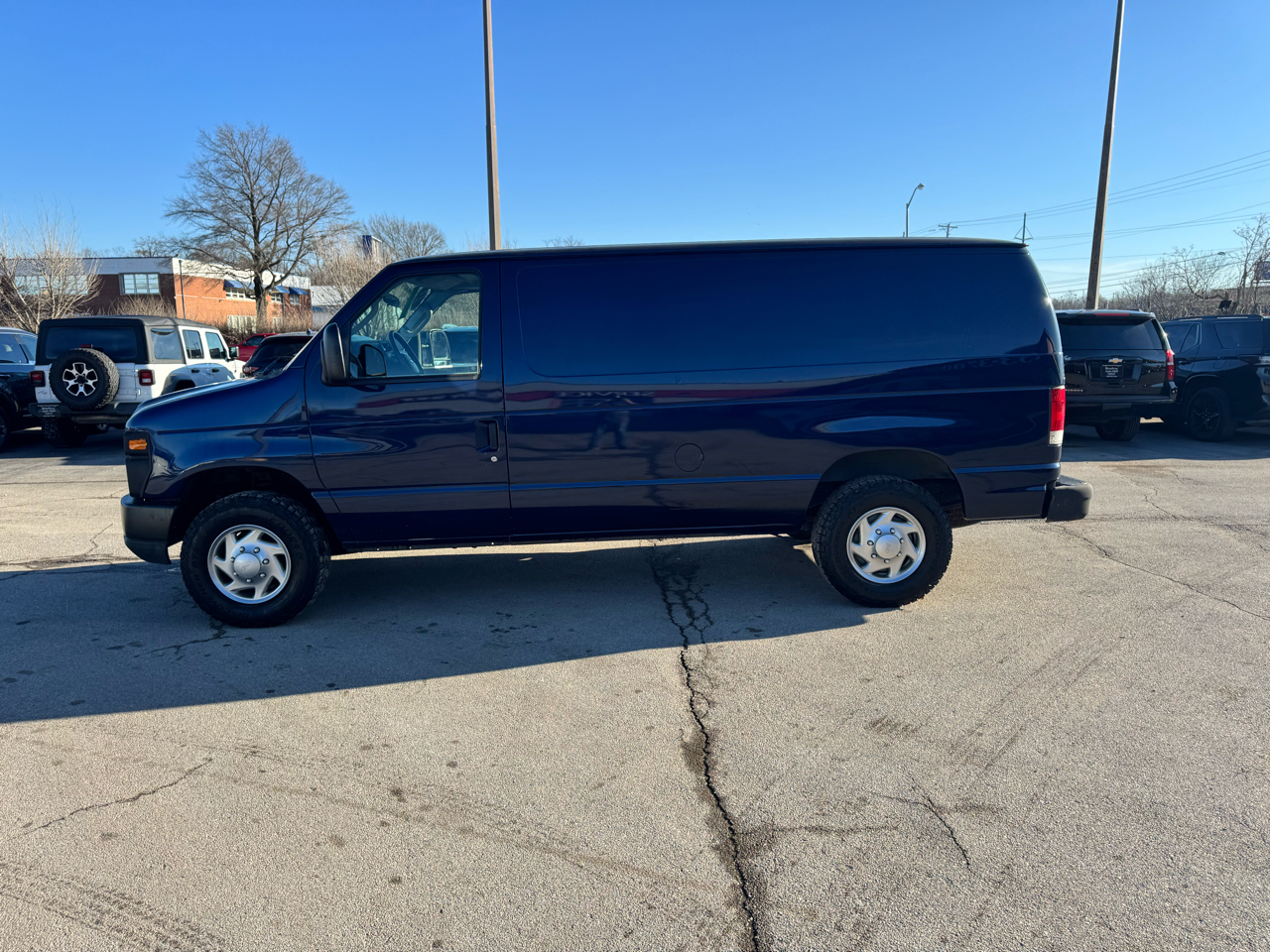 Ford Econoline Cargo Van E-250 Recreational 2013