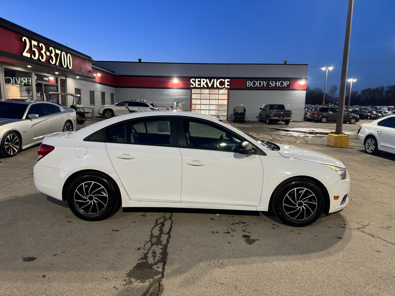 Chevrolet Cruze 4dr Sdn Man LS 2014