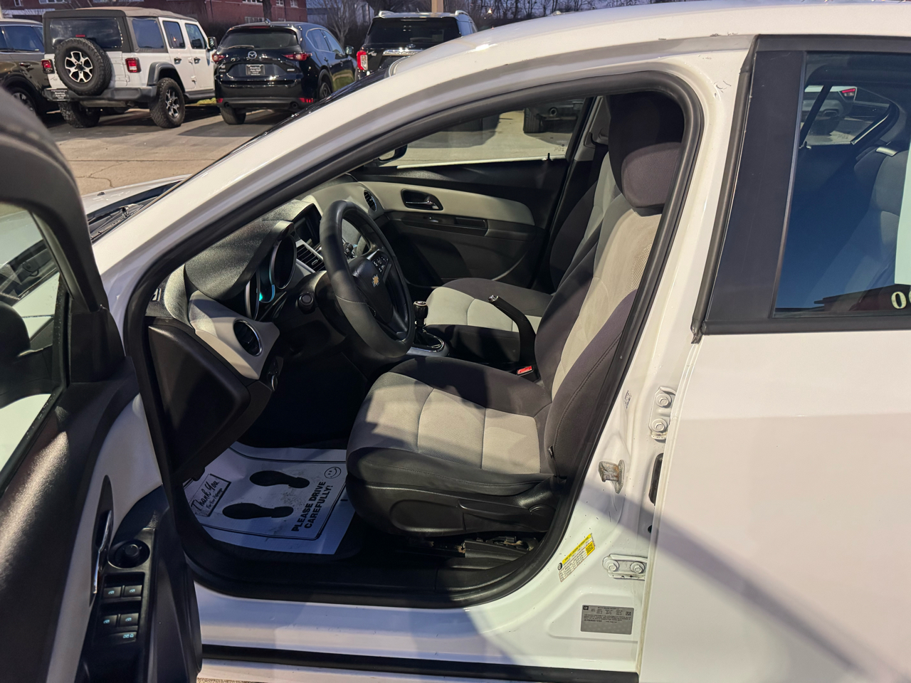 Chevrolet Cruze 4dr Sdn Man LS 2014