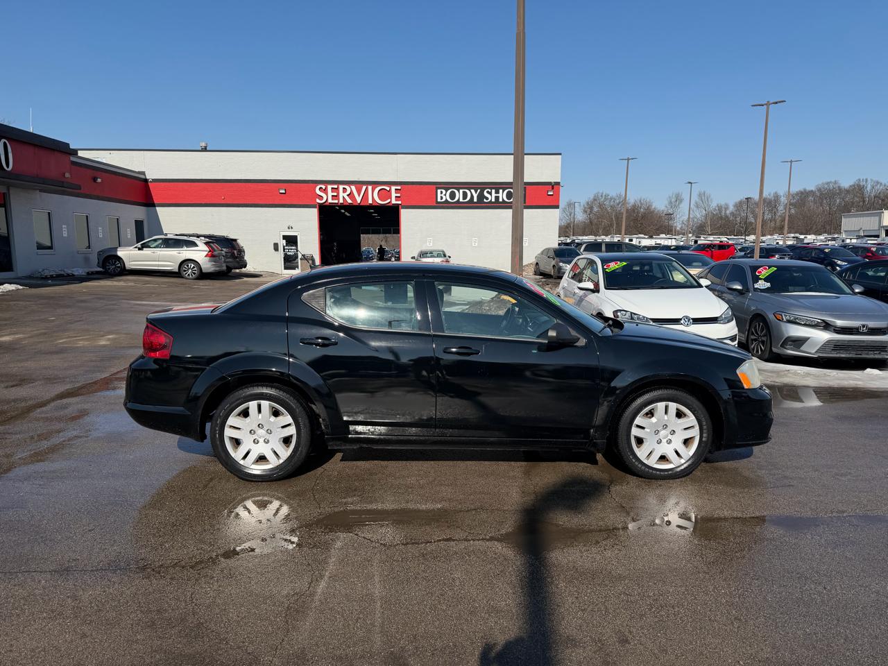 Dodge Avenger 4dr Sdn SE 2012