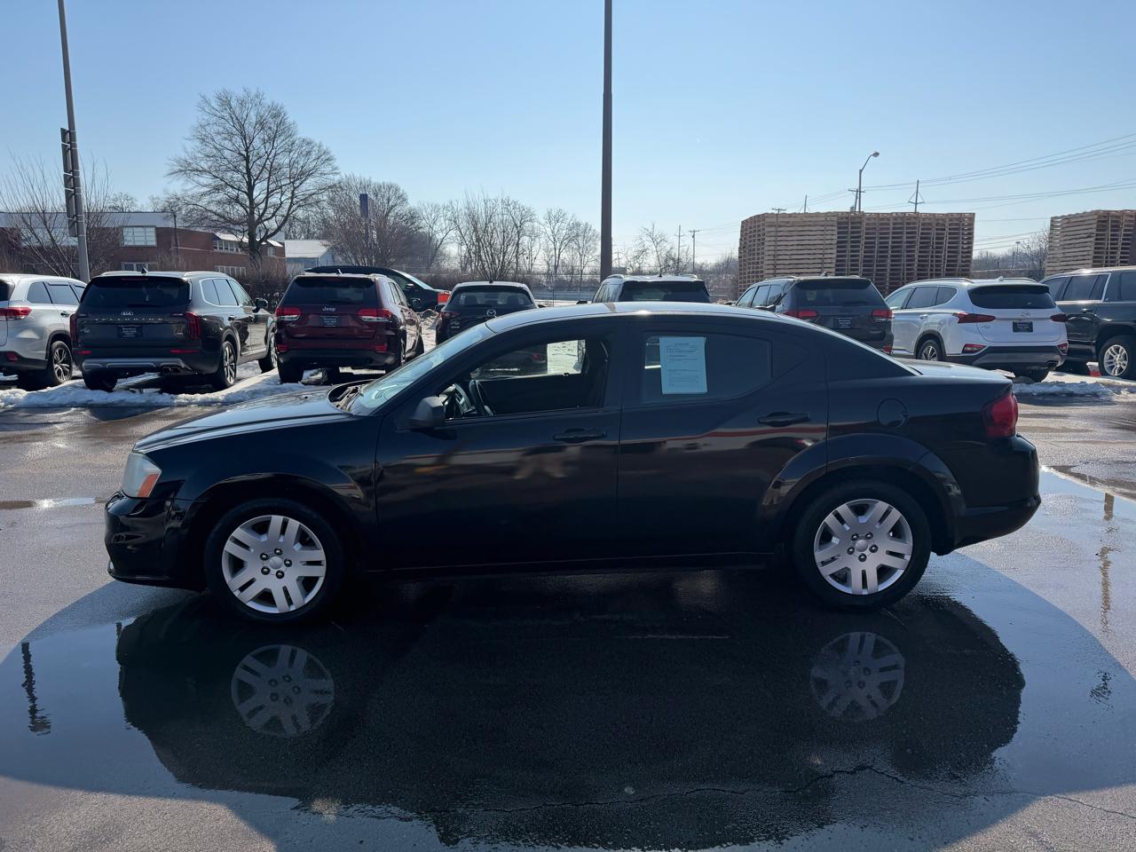 Dodge Avenger 4dr Sdn SE 2012