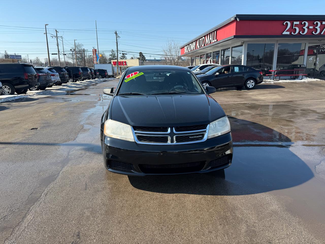 Dodge Avenger 4dr Sdn SE 2012