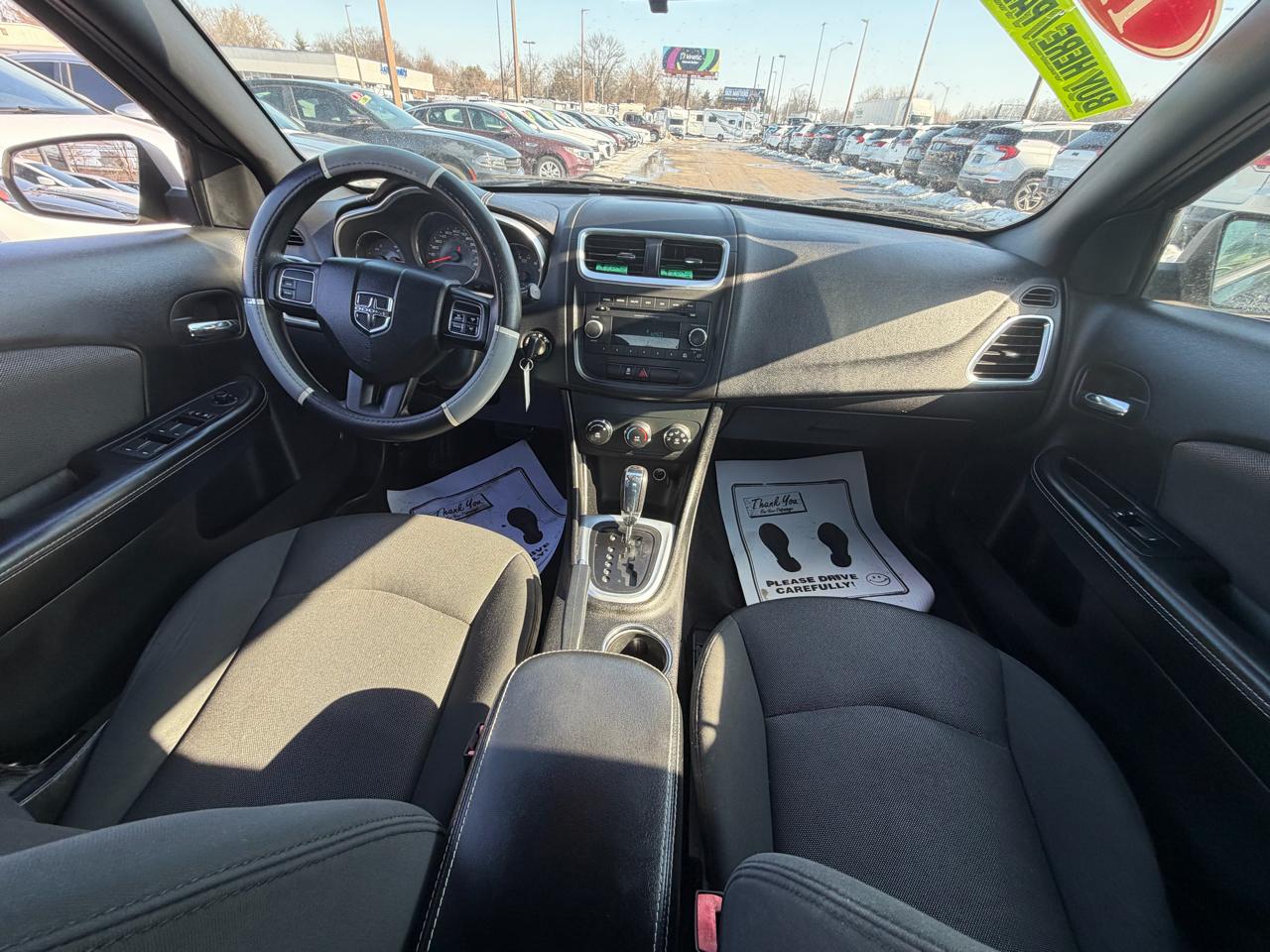 Dodge Avenger 4dr Sdn SE 2012