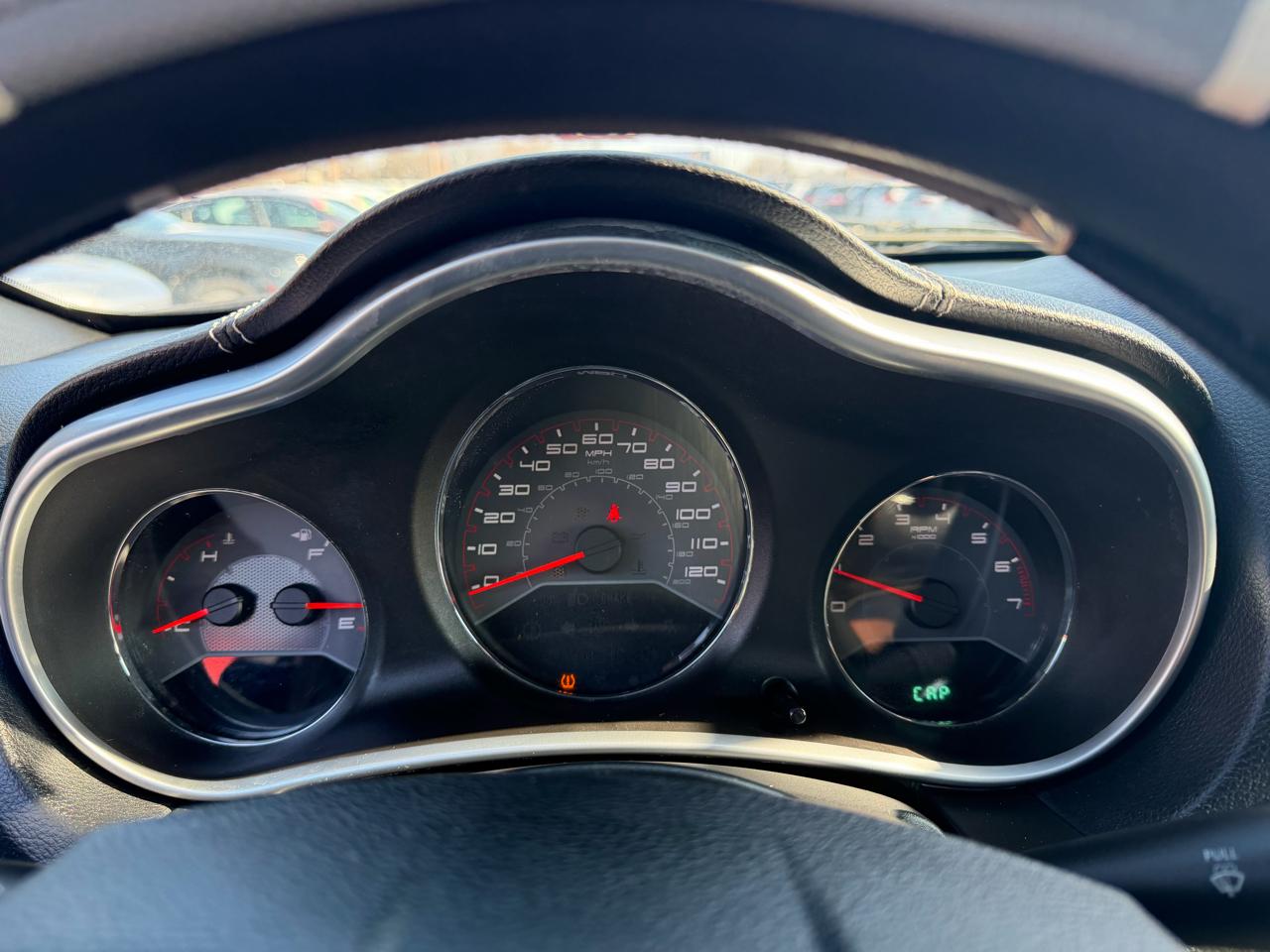 Dodge Avenger 4dr Sdn SE 2012