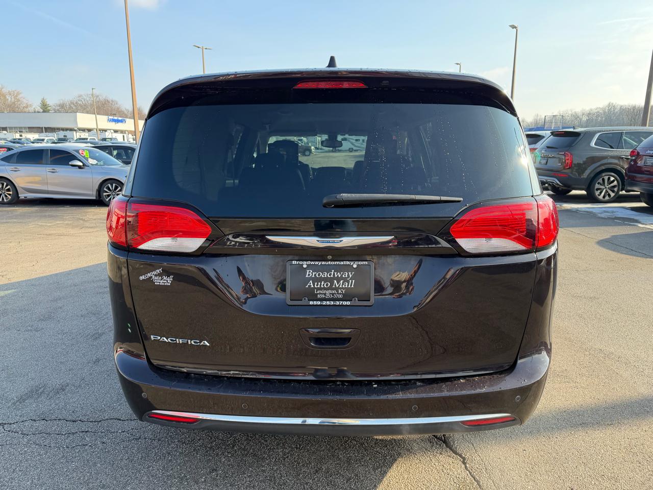 Chrysler Pacifica Touring-L Plus 2017