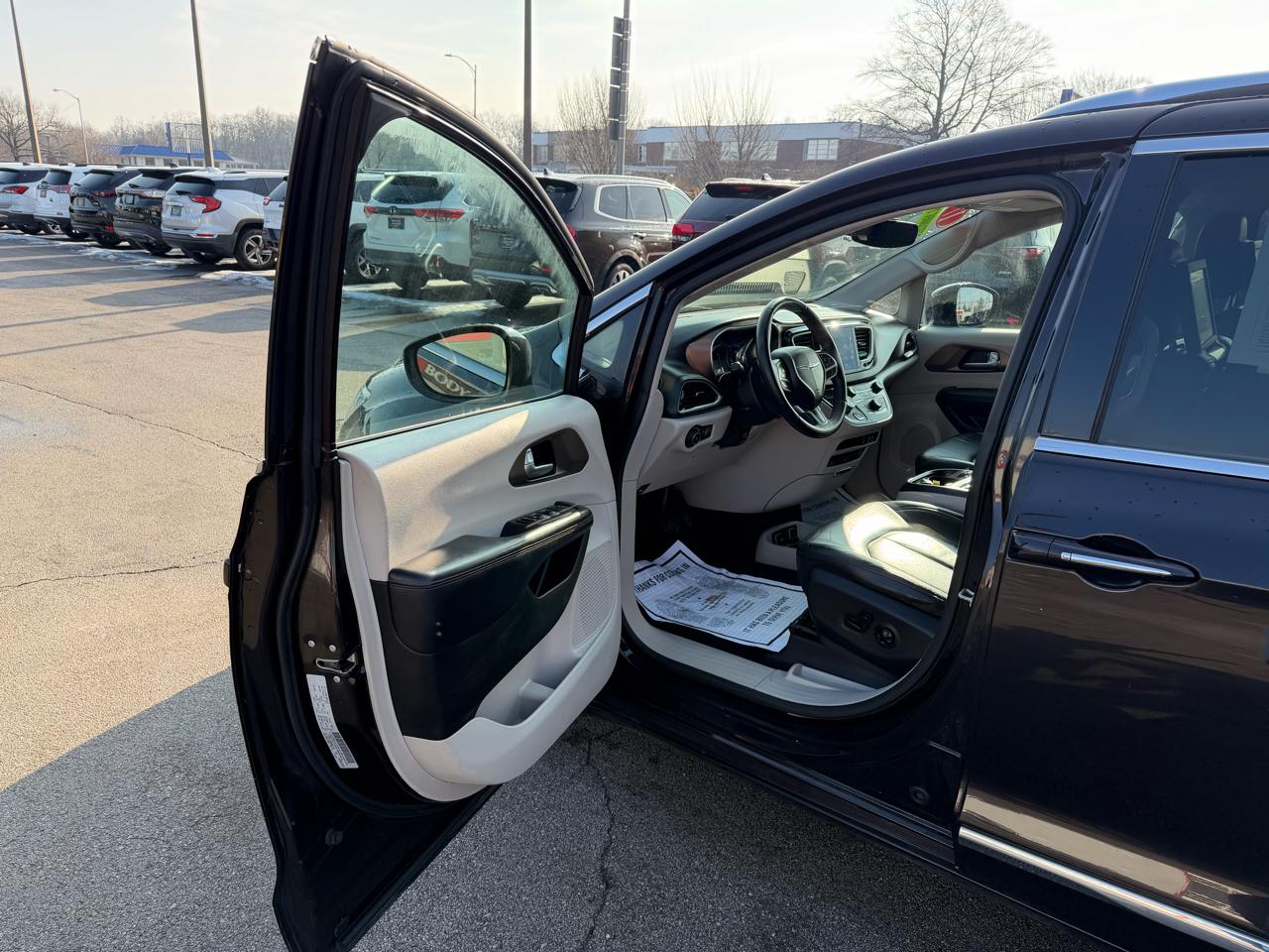 Chrysler Pacifica Touring-L Plus 2017