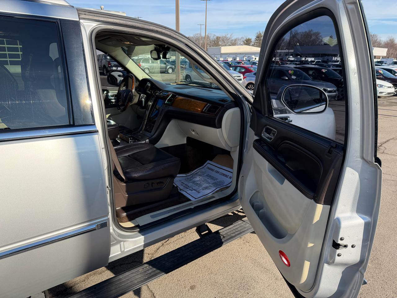 Cadillac Escalade AWD 4dr Platinum Edition 2012