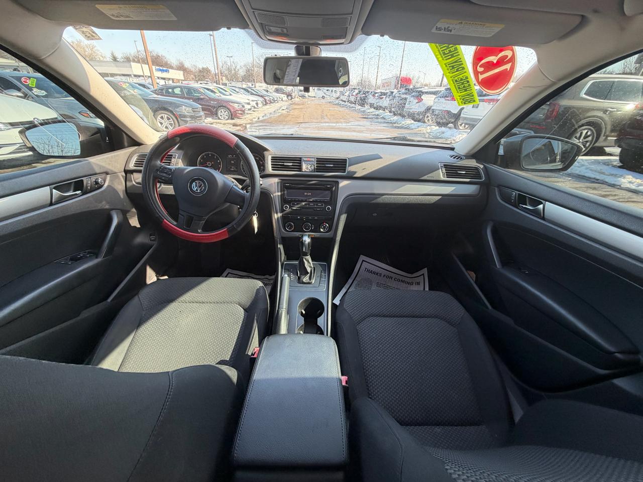 Volkswagen Passat 4dr Sdn 2.5L Auto Wolfsburg Edition 2013