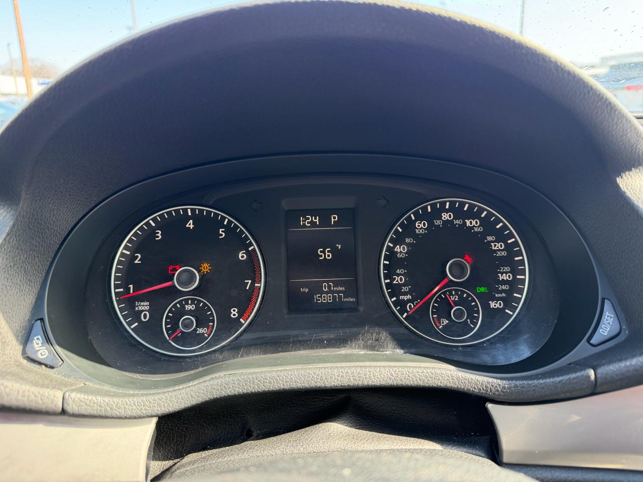 Volkswagen Passat 4dr Sdn 2.5L Auto Wolfsburg Edition 2013