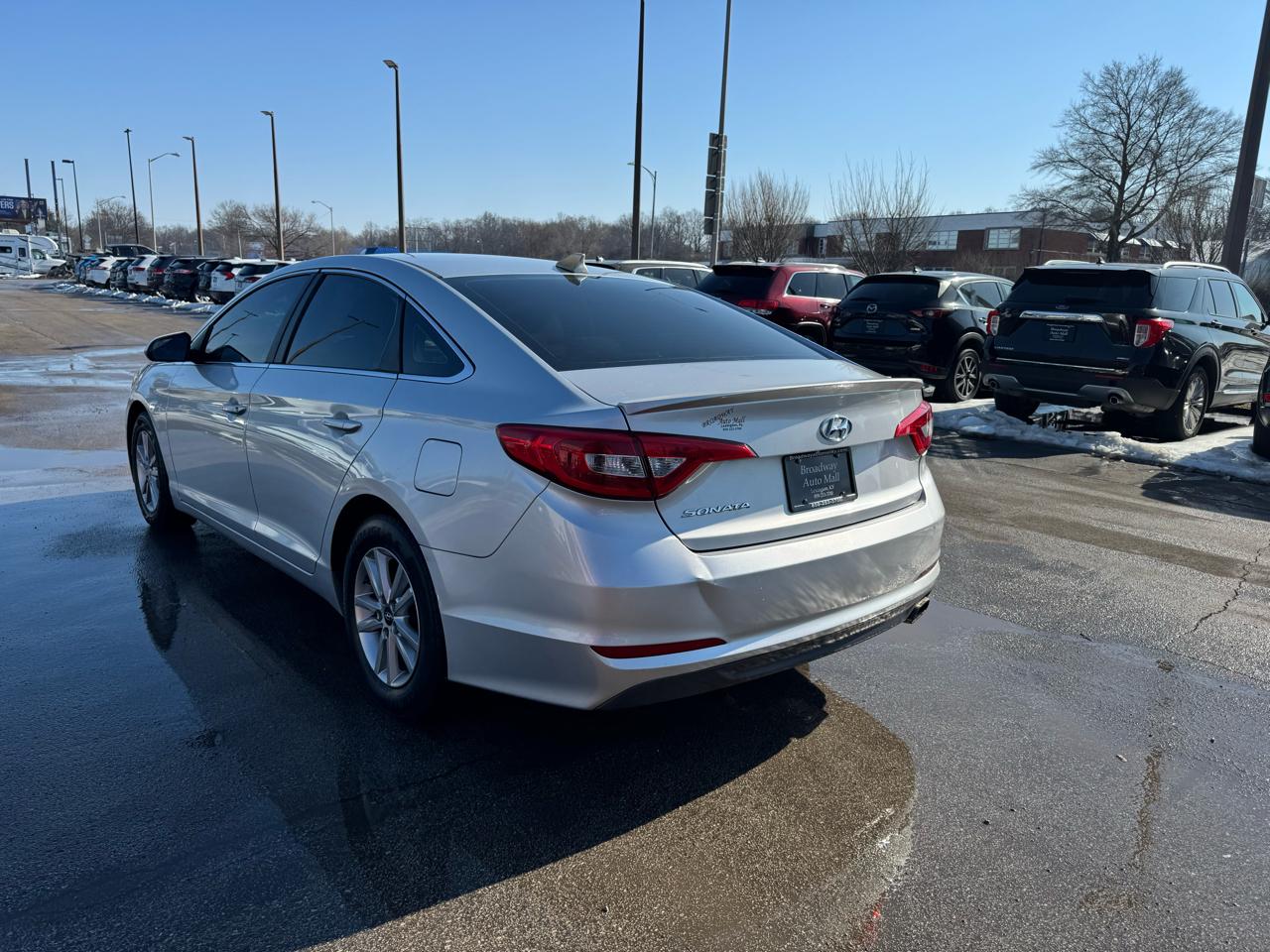Hyundai Sonata 4dr Sdn 2.4L SE 2016