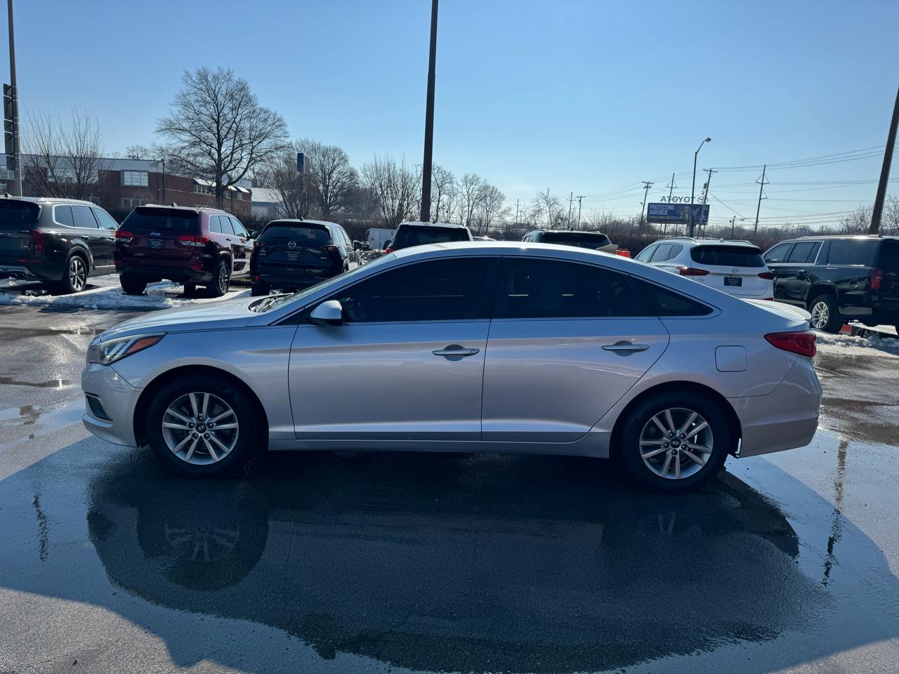 Hyundai Sonata 4dr Sdn 2.4L SE 2016