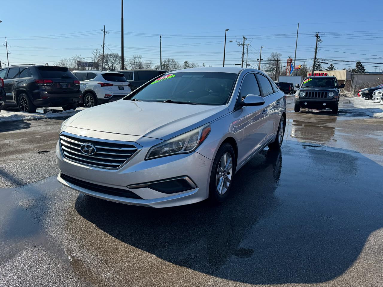 Hyundai Sonata 4dr Sdn 2.4L SE 2016
