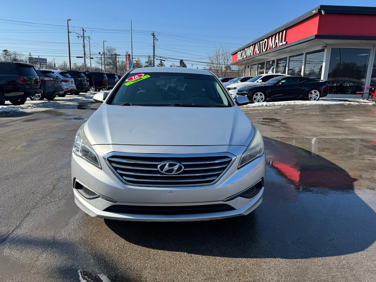 Hyundai Sonata 4dr Sdn 2.4L SE 2016
