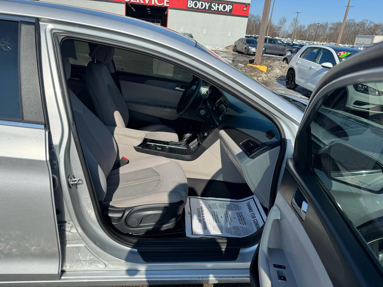 Hyundai Sonata 4dr Sdn 2.4L SE 2016