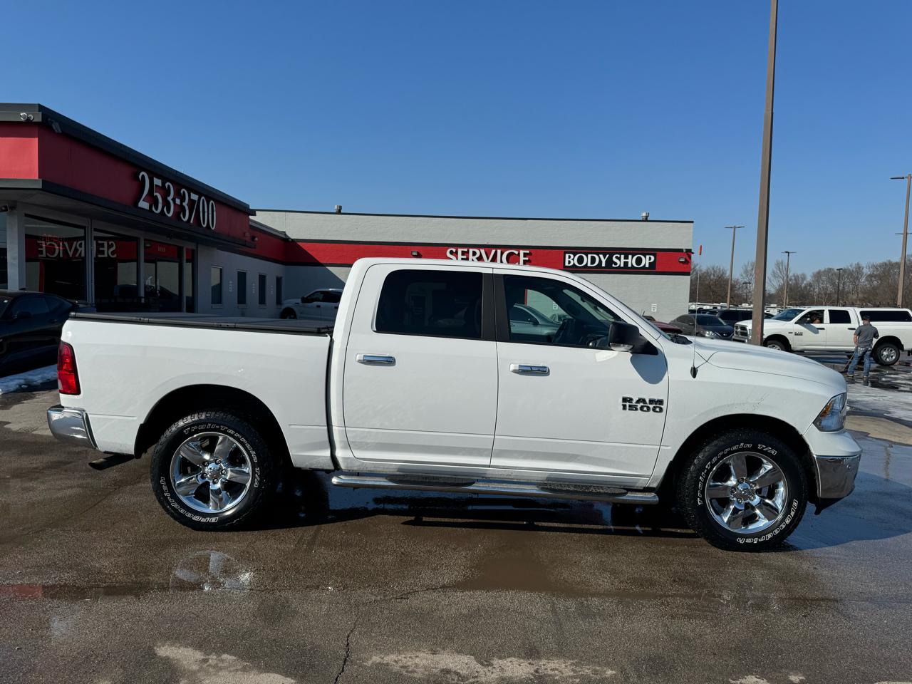 RAM 1500 Big Horn 4x4 Crew Cab 5'7" Box 2018