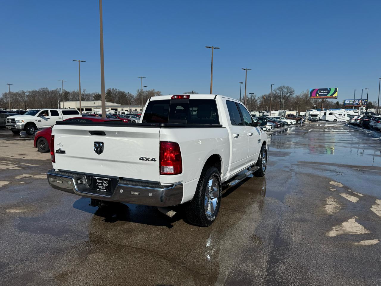 RAM 1500 Big Horn 4x4 Crew Cab 5'7" Box 2018