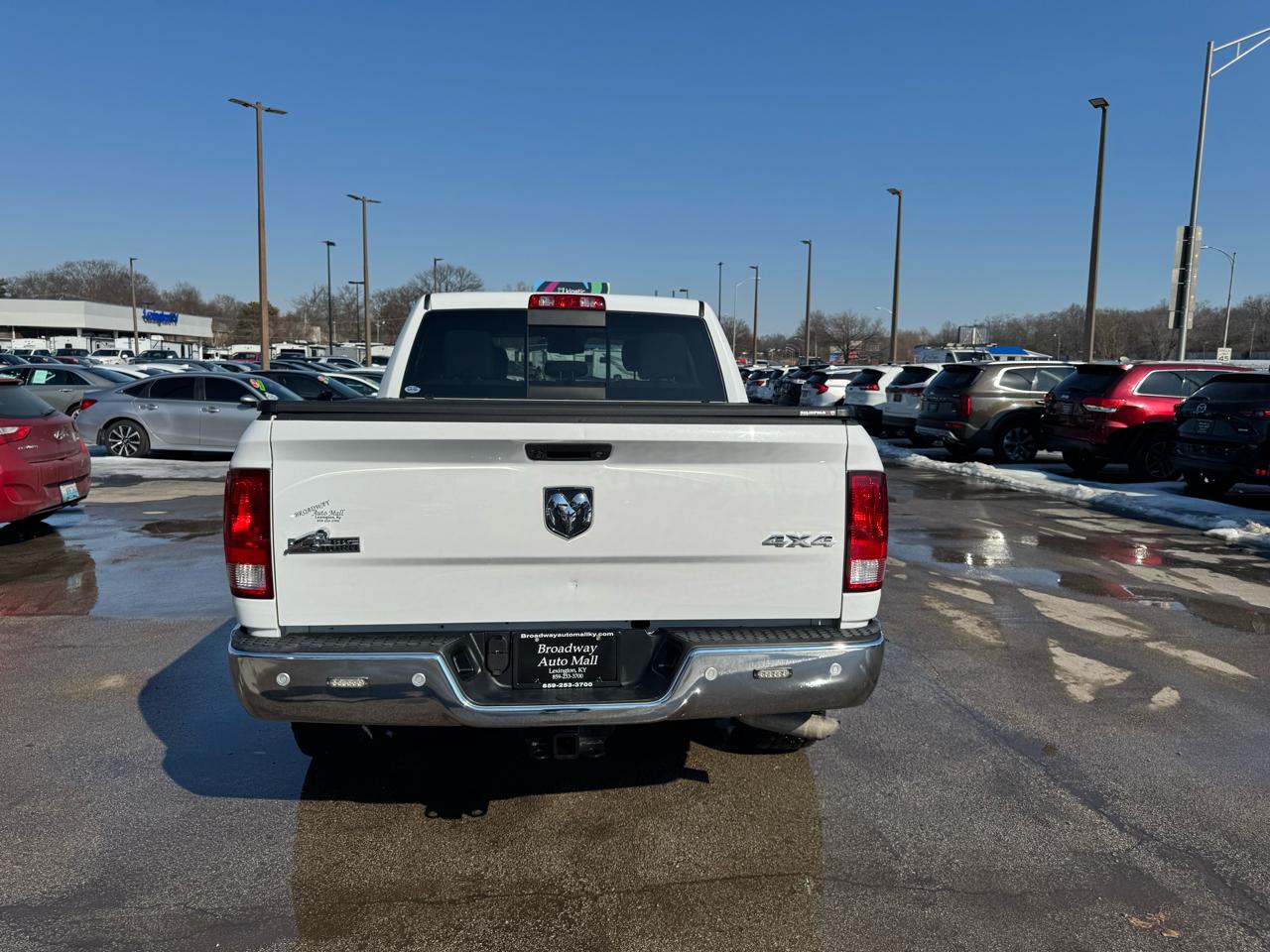 RAM 1500 Big Horn 4x4 Crew Cab 5'7" Box 2018