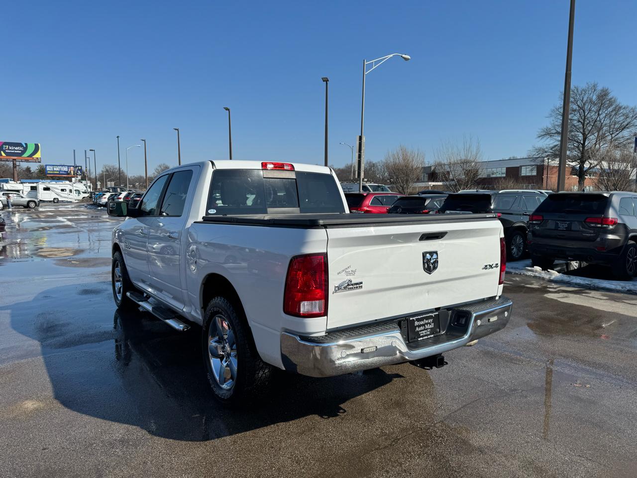 RAM 1500 Big Horn 4x4 Crew Cab 5'7" Box 2018