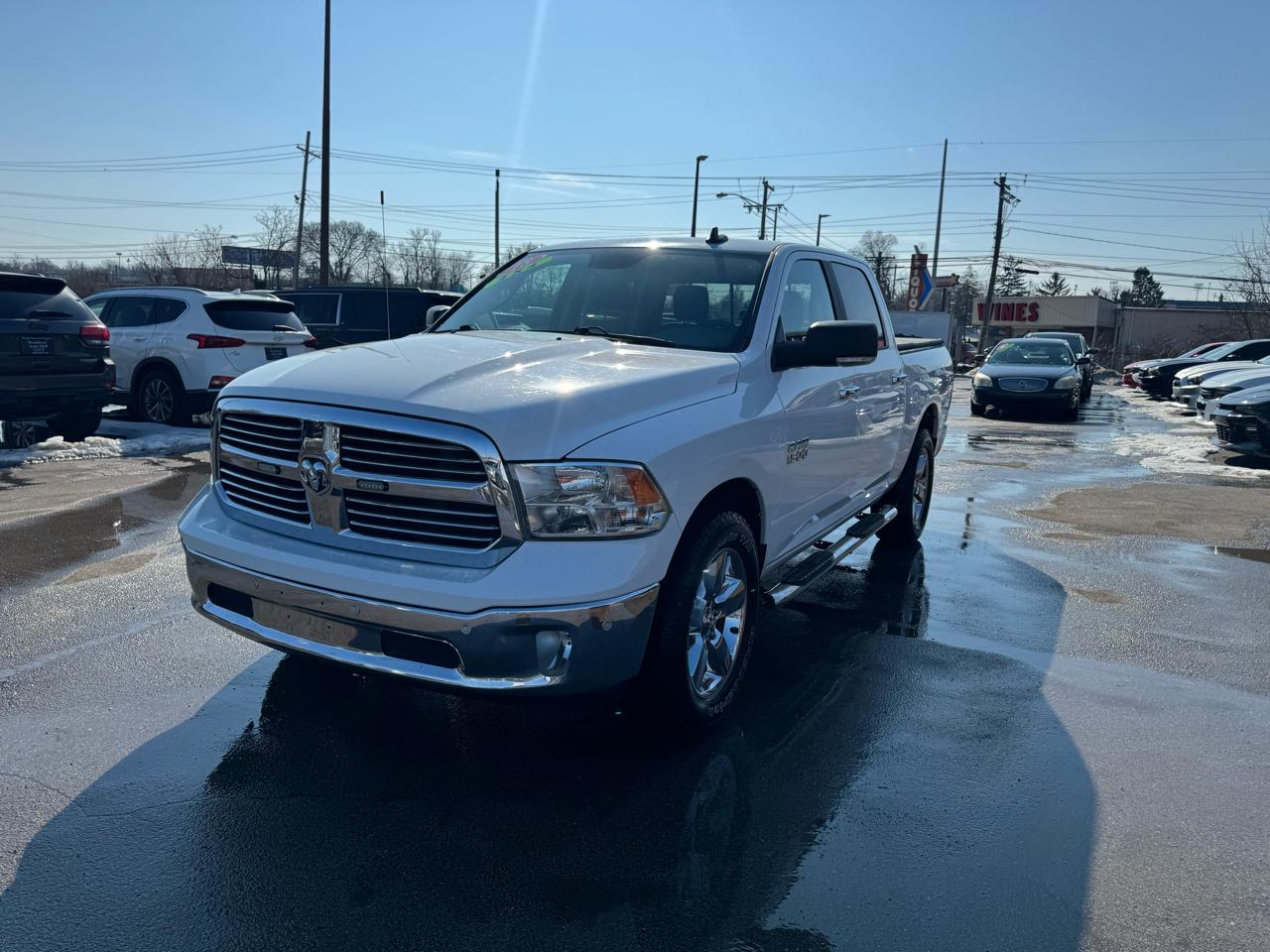 RAM 1500 Big Horn 4x4 Crew Cab 5'7" Box 2018