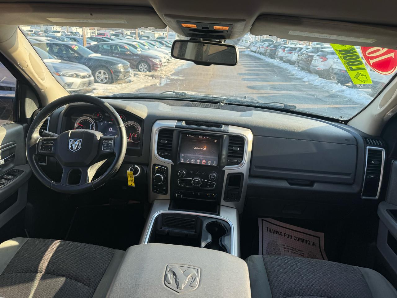 RAM 1500 4WD Crew Cab 140.5" Big Horn 2016