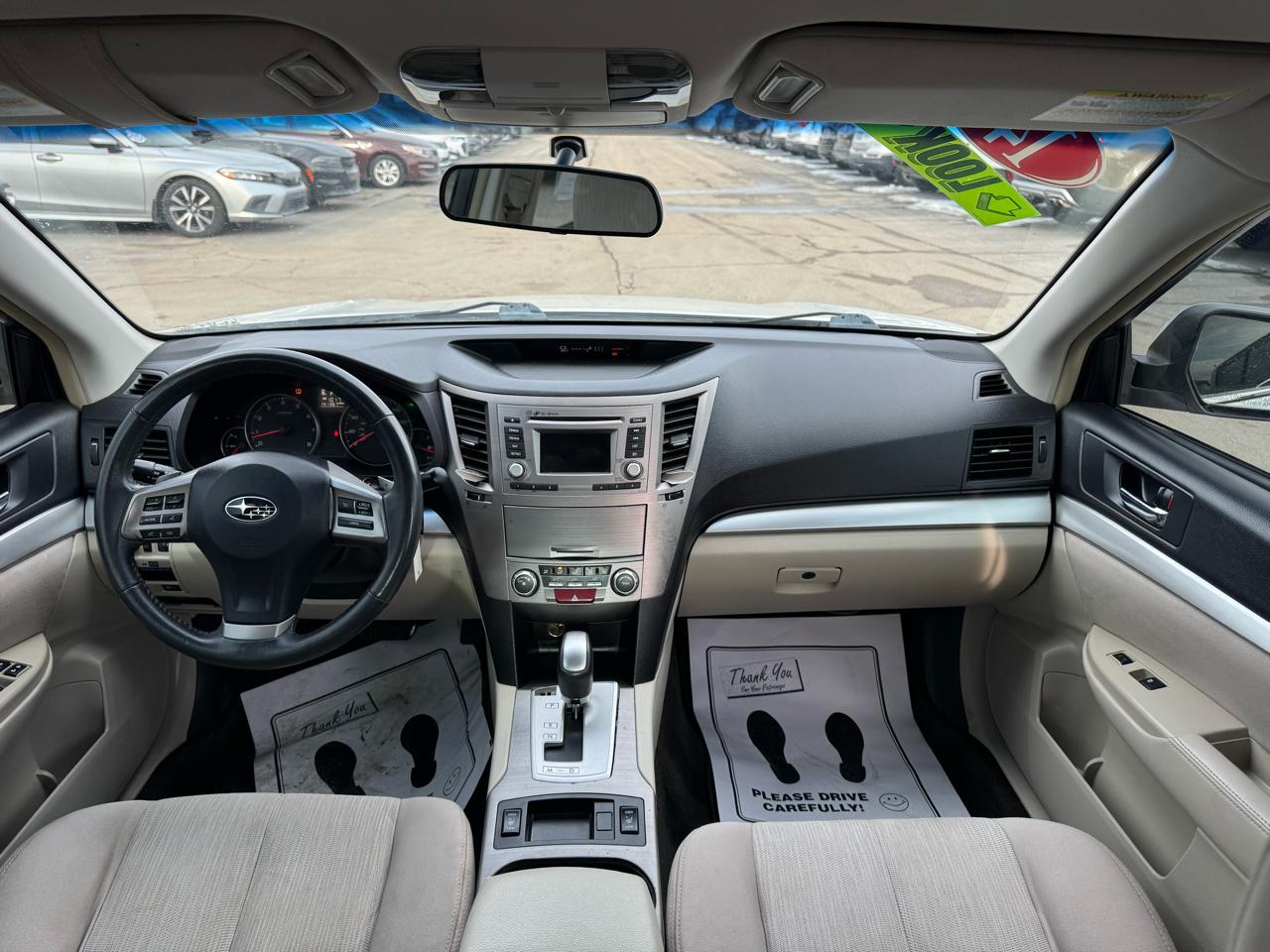 Subaru Legacy 4dr Sdn H4 Auto 2.5i Premium 2014