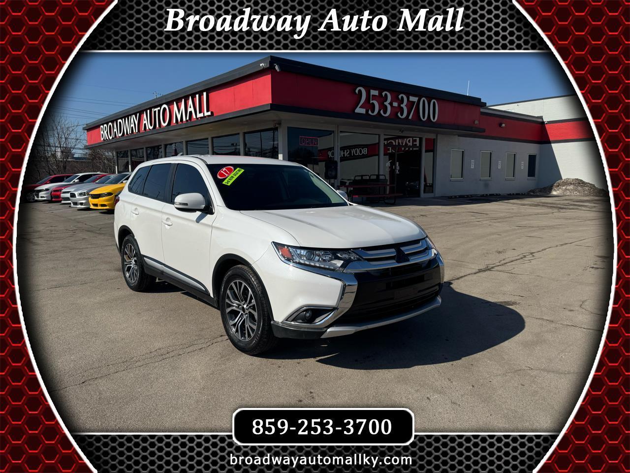 Mitsubishi Outlander SEL FWD 2017