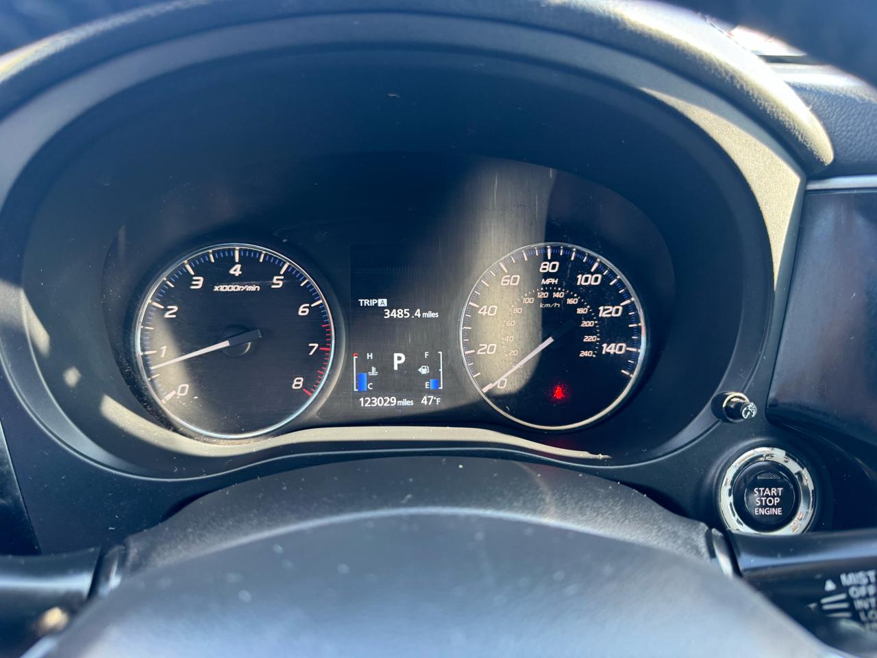 Mitsubishi Outlander SEL FWD 2017