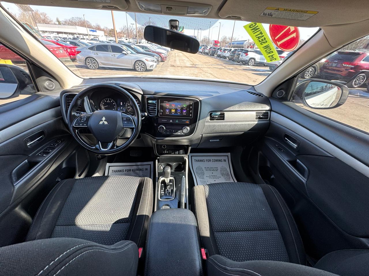 Mitsubishi Outlander SEL FWD 2017