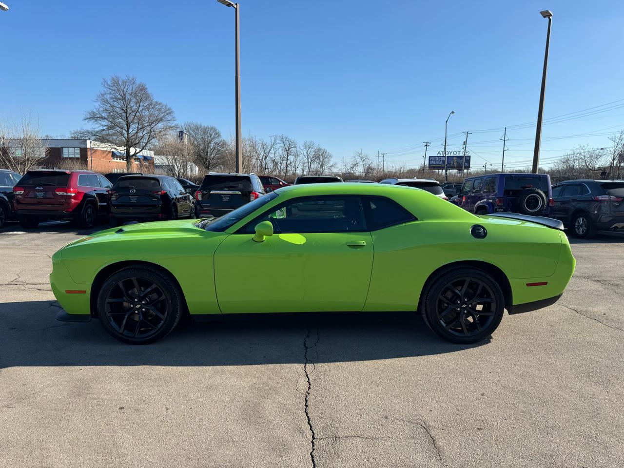 Dodge Challenger SXT RWD 2019