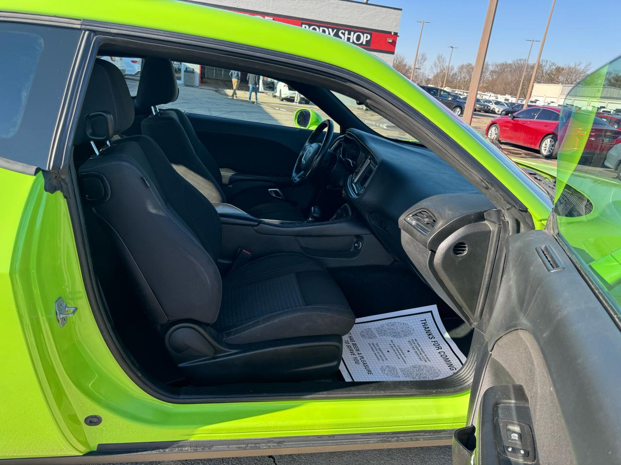 Dodge Challenger SXT RWD 2019